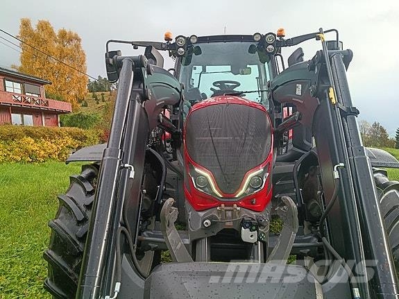 Valtra N175D – TwinTrac! – Trinnløs – Frontlaster – Front Traktoren