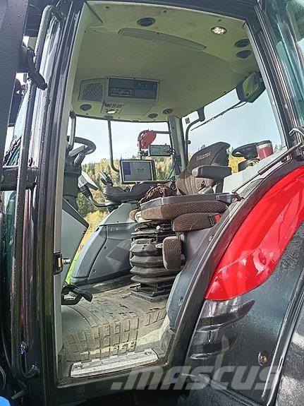 Valtra N175D – TwinTrac! – Trinnløs – Frontlaster – Front Traktoren