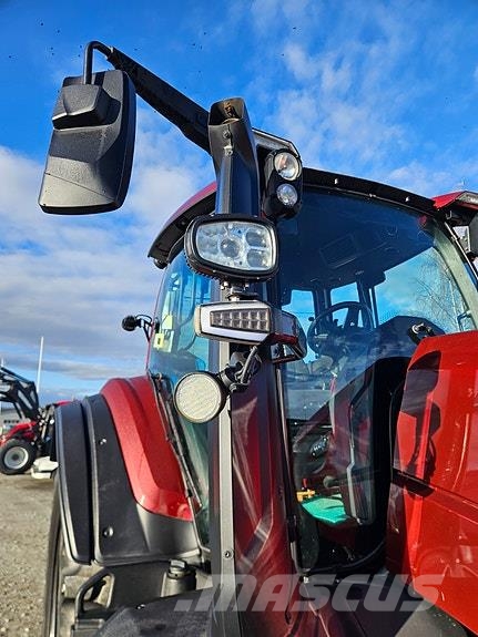 Valtra Q285 الجرارات