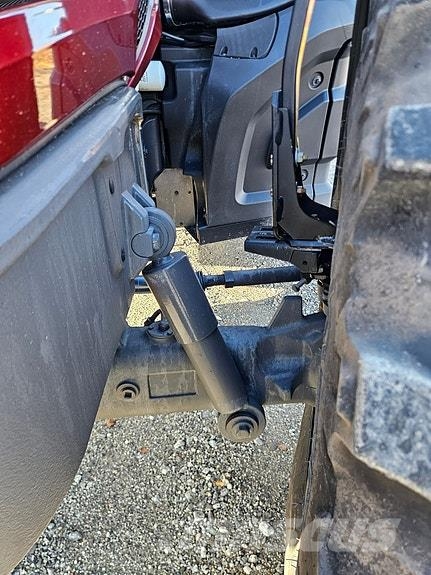 Valtra Q285 الجرارات