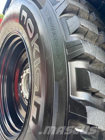 Valtra Q305 拖拉机/农用车