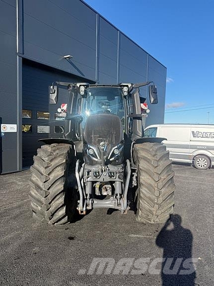 Valtra Q305 Traktorer