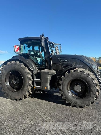 Valtra Q305 Traktorer