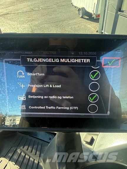 Valtra Q305 Traktorer