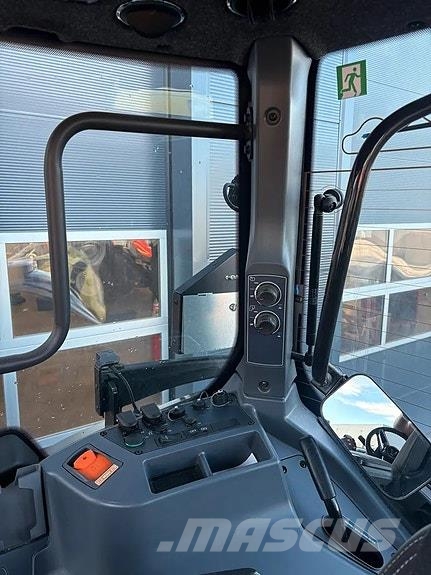 Valtra Q305 CVT 5år rentekampanje Tractors