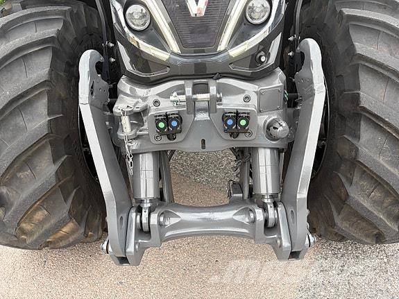 Valtra Q305 CVT 5år rentekampanje Tractors