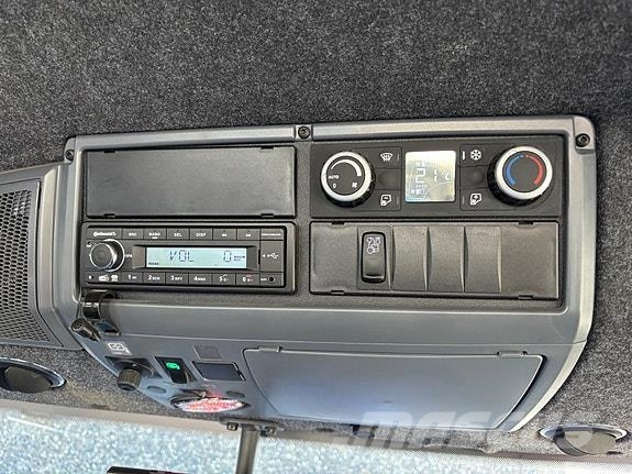Valtra Q305, laster , fronthydraulikk, GPS RTK, Se timer! Traktory