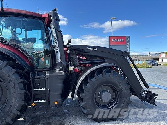 Valtra Q305, laster , fronthydraulikk, GPS RTK, Se timer! Traktory