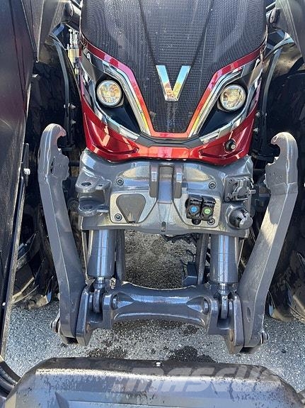 Valtra Q305, laster , fronthydraulikk, GPS RTK, Se timer! Tractoren