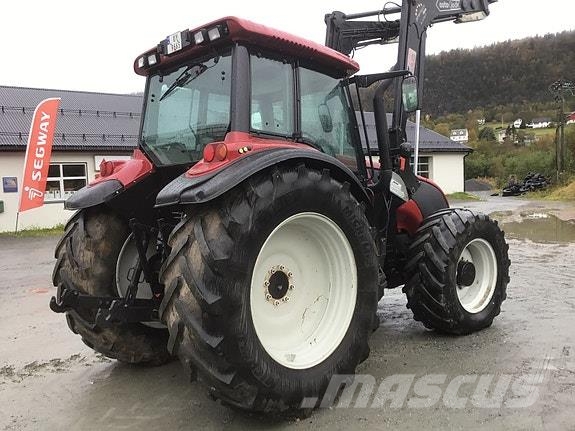 Valtra T170-4 Traktoren