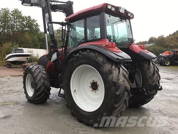 Valtra T170-4 Traktoren