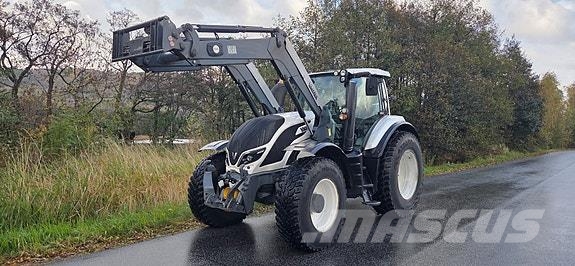 Valtra T194 Traktorer