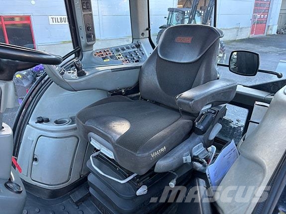 Valtra T202 Tractores