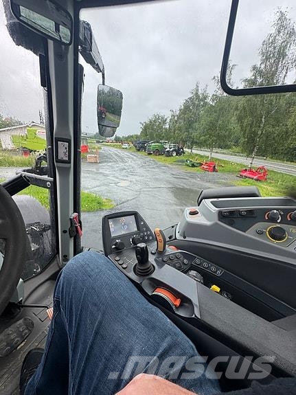 Valtra T214 Traktorer