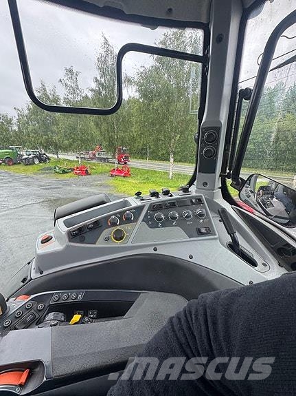 Valtra T214 Traktorer