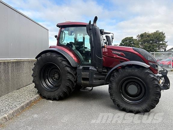 Valtra T234 Traktorer