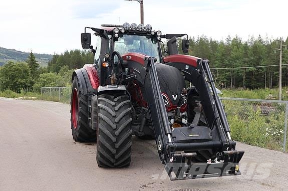 Valtra T234 Traktorji