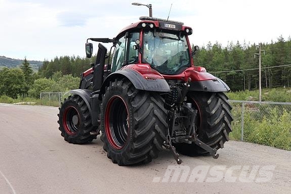 Valtra T234 Traktorji