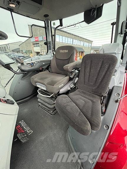 Valtra T234 Direct, fronthydraulikk, kun 3700 t. Nye dekk Tractors