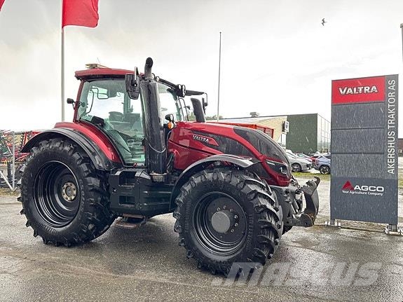 Valtra T234 Direct, fronthydraulikk, kun 3700 t. Nye dekk الجرارات