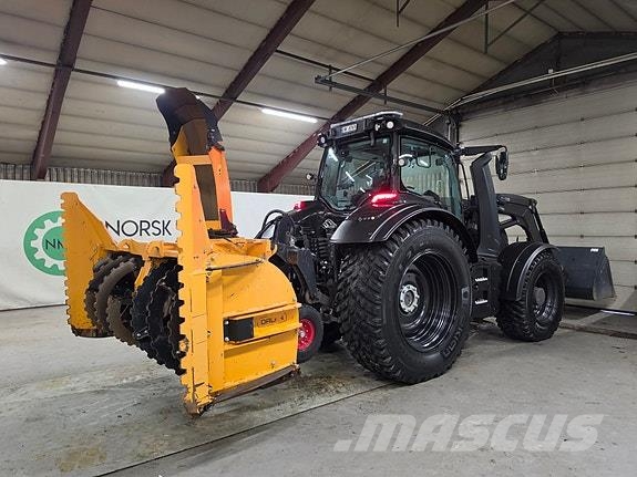 Valtra T234 Twintrack Traktorer