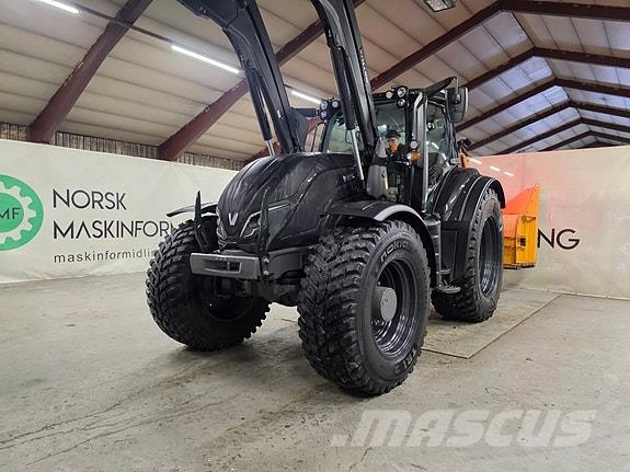 Valtra T234 Twintrack Traktorer