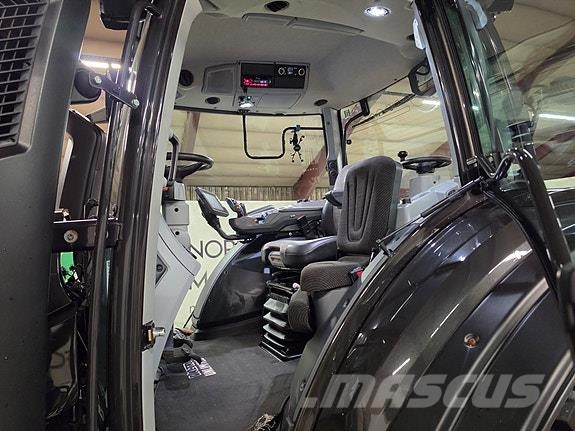 Valtra T234 Twintrack Traktorer