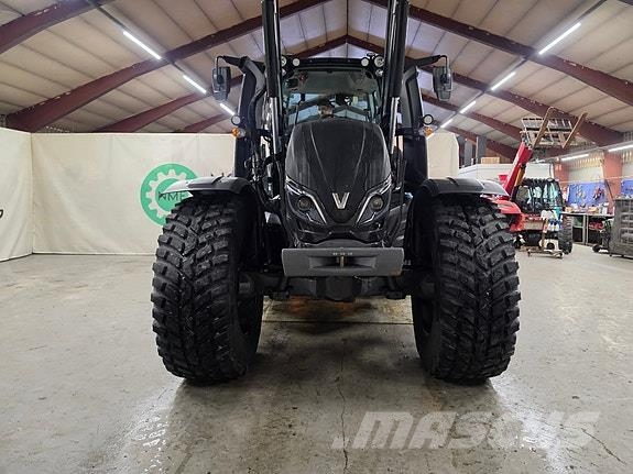 Valtra T234 Twintrack Traktorer