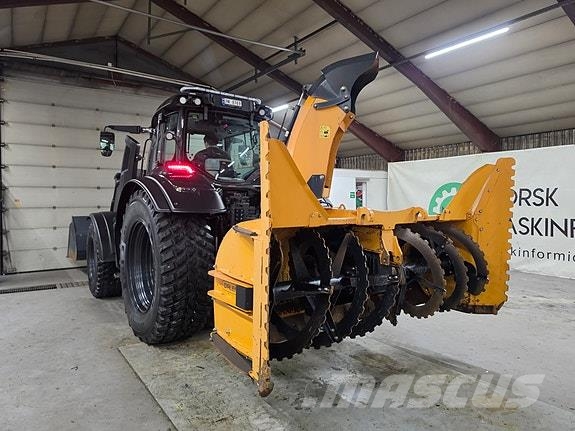Valtra T234 Twintrack Traktorer