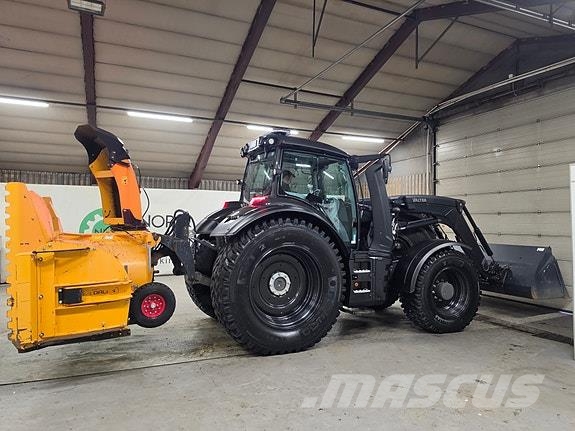 Valtra T234 Twintrack Traktorer