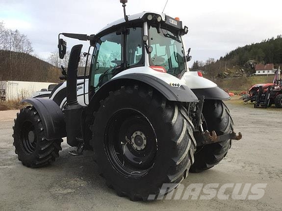 Valtra T234D m/TWIN TRAC Traktoren