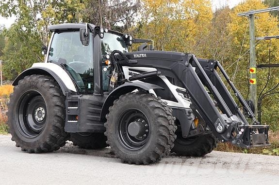 Valtra T235 Tratores Agrícolas usados