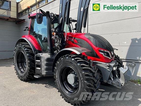 Valtra T235 Active Tractoare