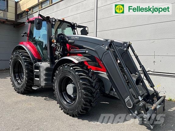 Valtra T235 Active Tractoare