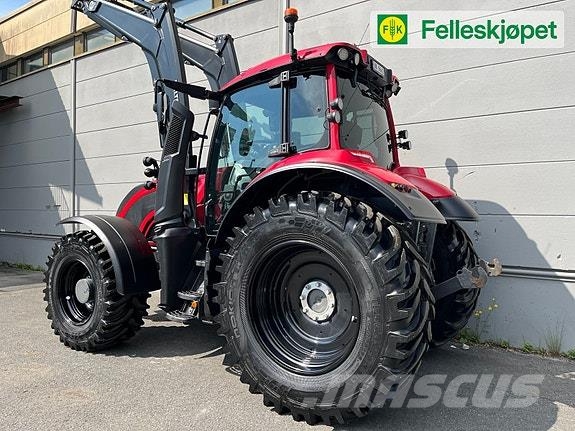 Valtra T235 Active Tractoare