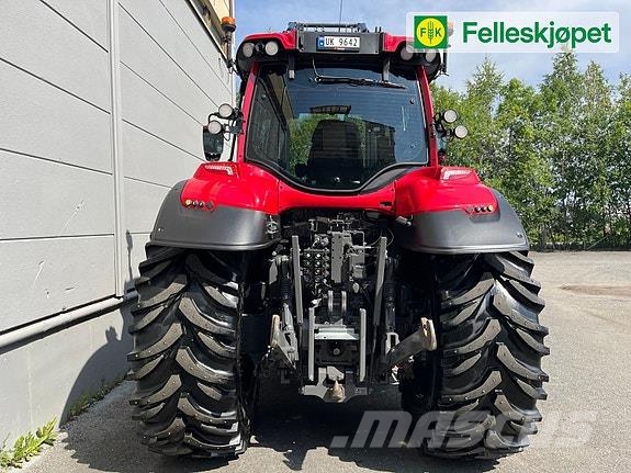 Valtra T235 Active Tractoare