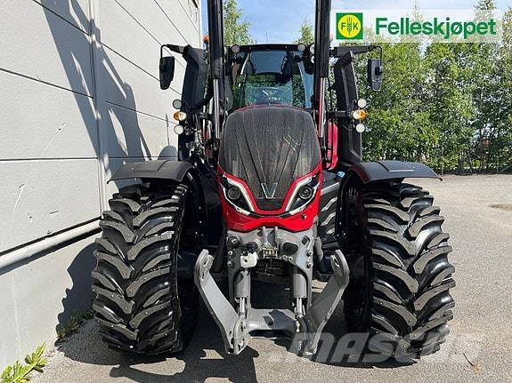 Valtra T235 Active Tractoare