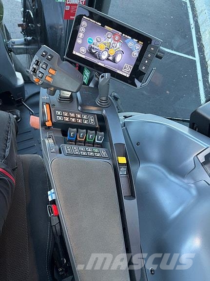 Valtra T235 D ST m/gps og fronthydraulikk Traktorer
