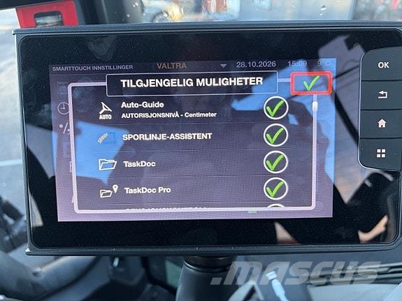 Valtra T235 D ST m/gps og fronthydraulikk Traktorer