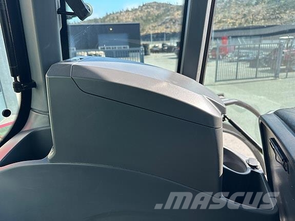 Valtra T235 Direct, akkurat hatt stor service 拖拉机/农用车
