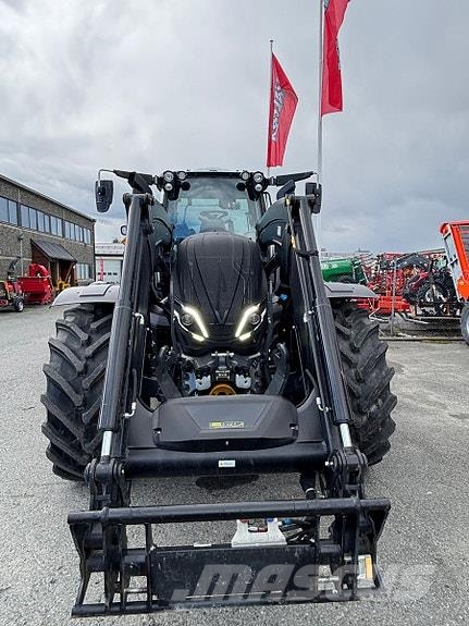 Valtra T235 Direct, RTK GPS, Twin-Trac og laster, fronthy 拖拉机/农用车