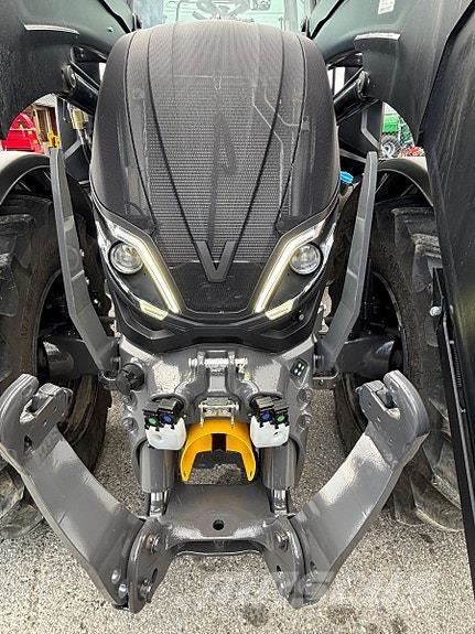 Valtra T235 Direct, RTK GPS, Twin-Trac og laster, fronthy 拖拉机/农用车