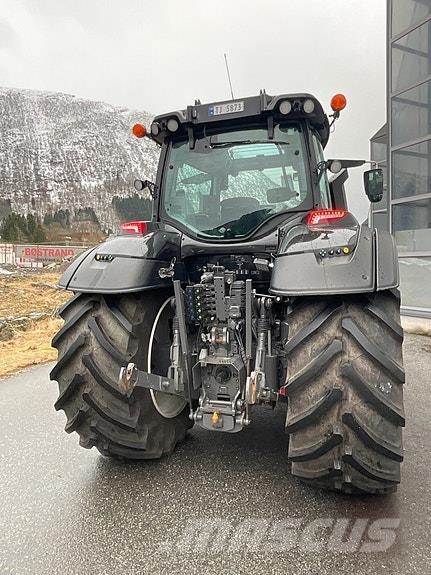 Valtra T235D Traktory