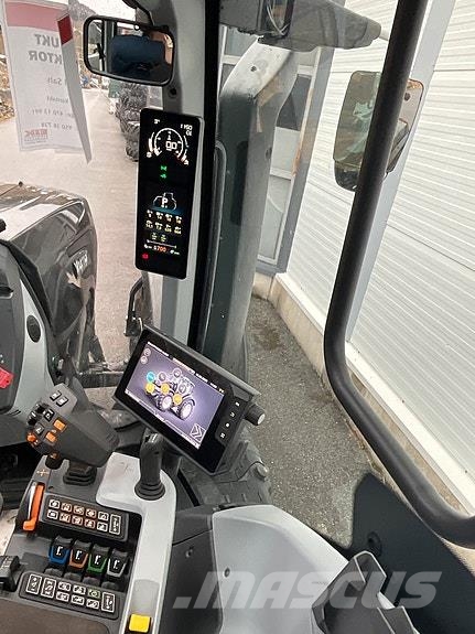 Valtra T235D Traktory