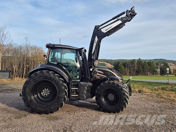 Valtra T235D ST Trattori