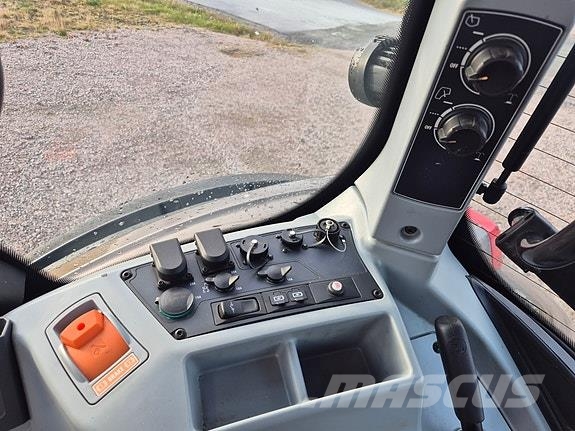 Valtra T235D ST Trattori