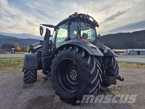 Valtra T235D ST Trattori
