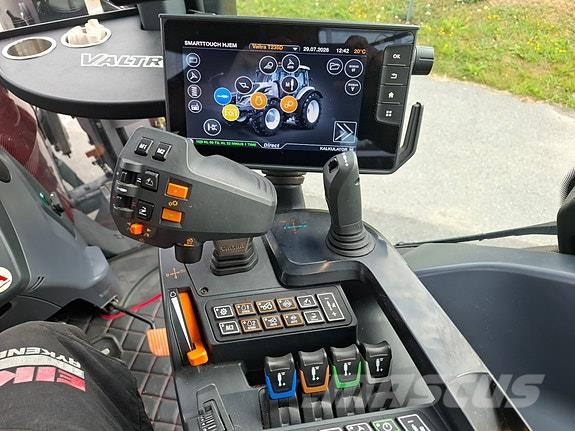 Valtra T235D Unlimited Трактори