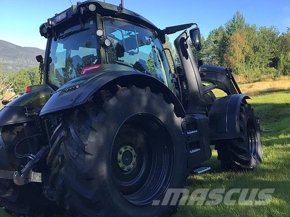 Valtra T235DST Traktorer