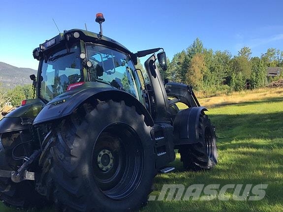 Valtra T235DST Traktorer